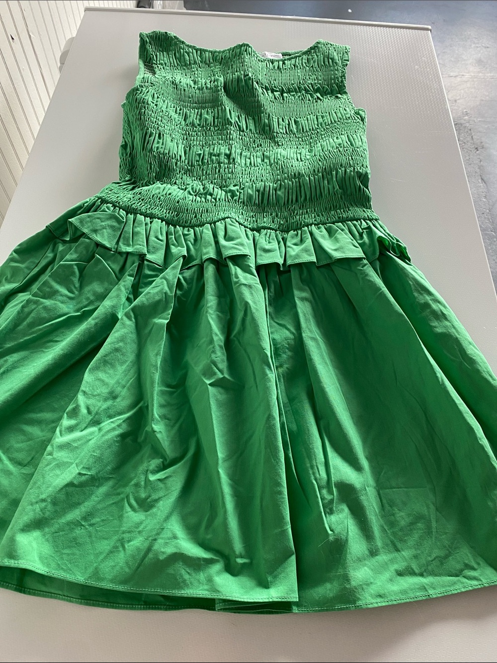 vestique Bright Green Smocked Ruffle Dress. Cotton. Size medium. NWT.